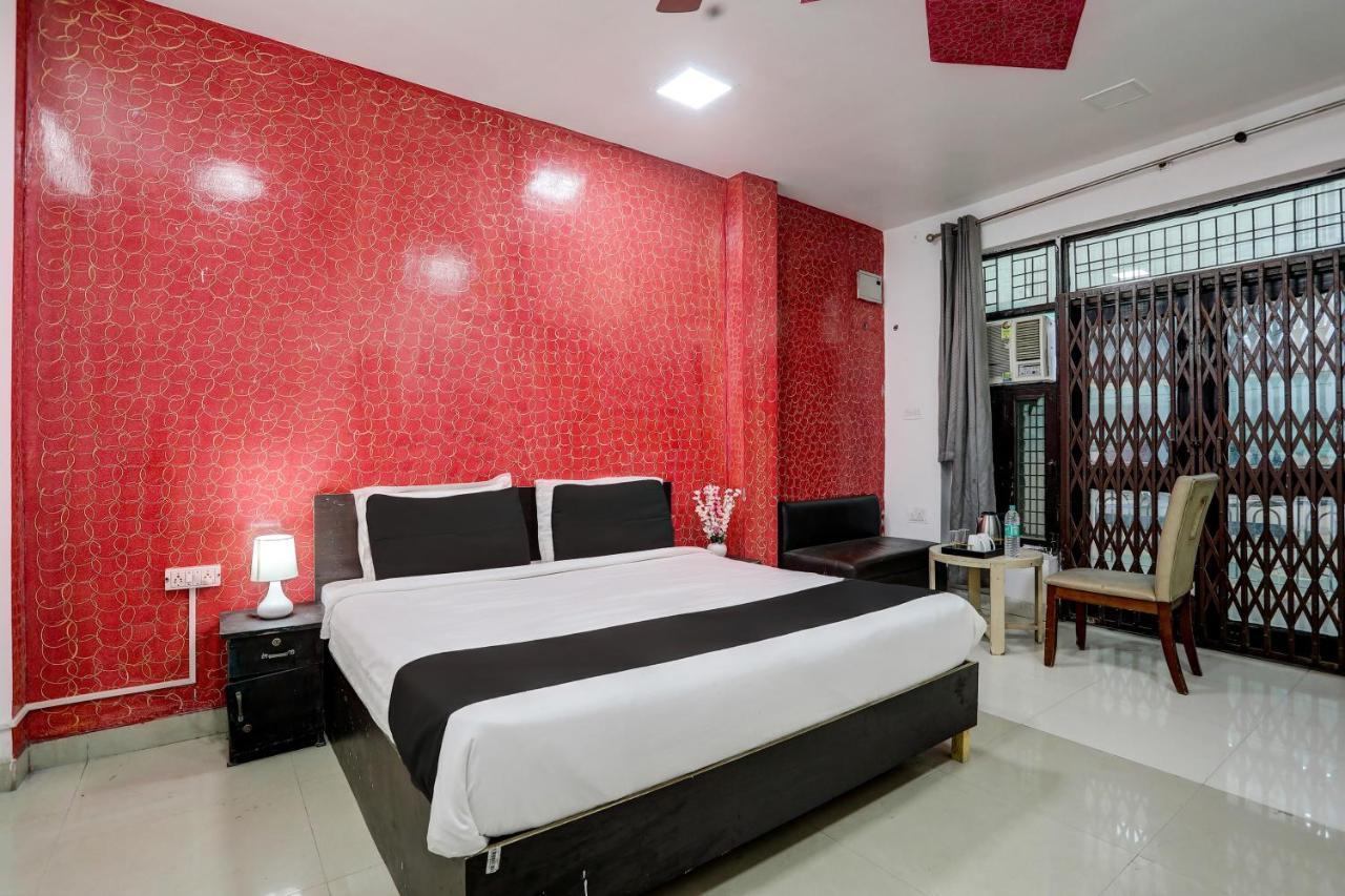 Hotel O Thirty Inns Noida Buitenkant foto
